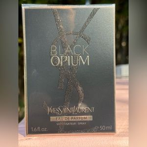 Yves Saint Laurent Black Opium 1.6 in box sealed new
